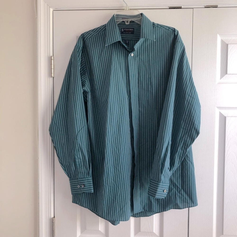 Men’s dress shirt
